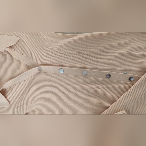 Danielle Bernstein Ribbed Sweaters Beige - Picture 3 of 6